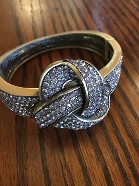 Heidi Daus large bracelet